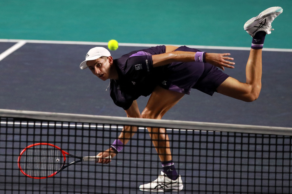 梁文博在接 梁文博在接