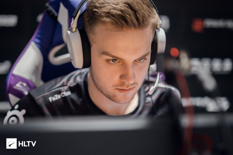 球员画像与 球员画像与